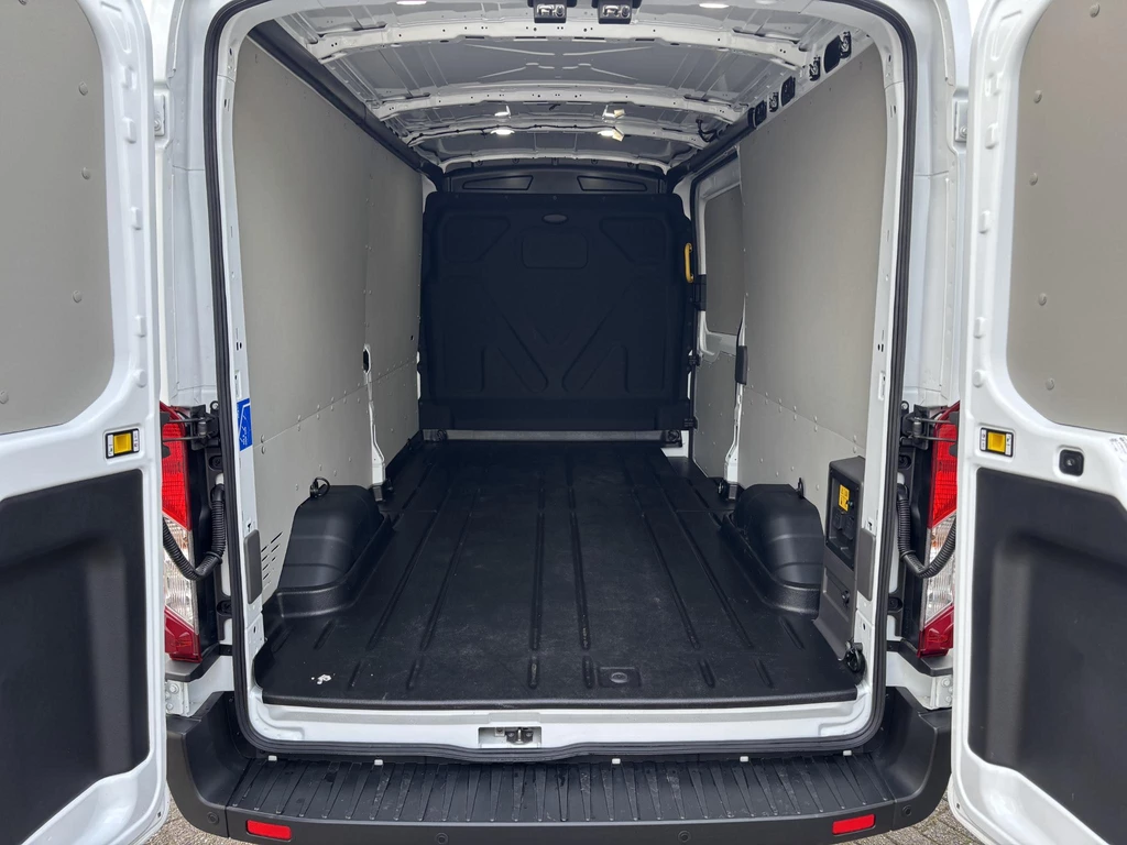 Ford E-Transit – foto 8