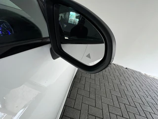 Mercedes-Benz CLA – thumbnail 40