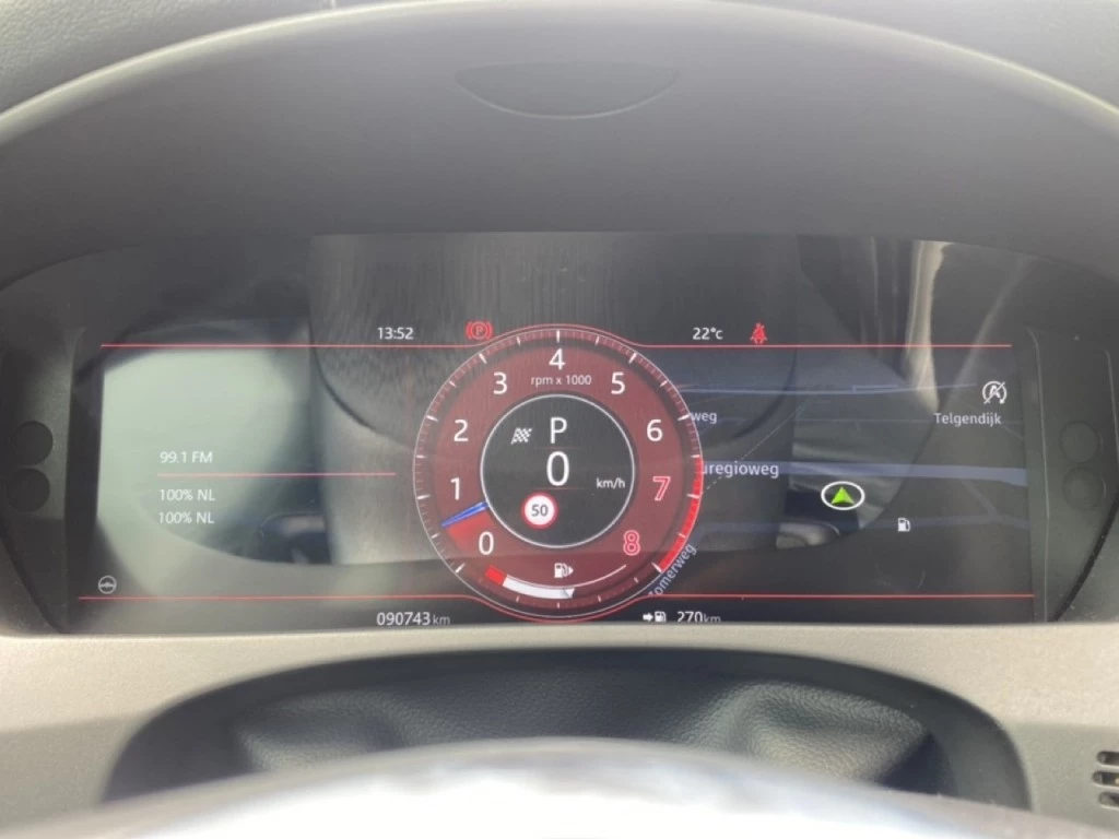Jaguar F-PACE – foto 19