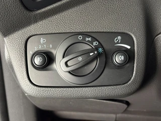 Ford Kuga – thumbnail 30