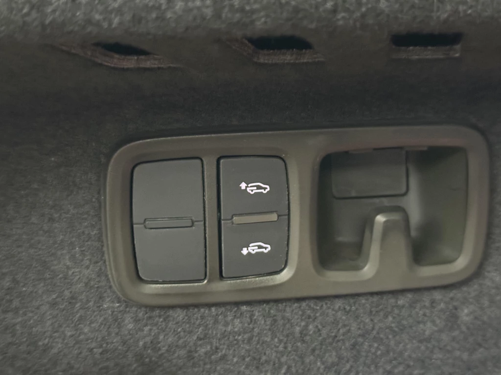 Audi RSQ8 – foto 34