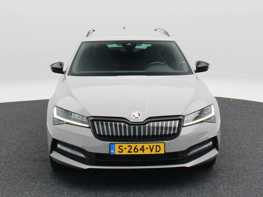 Škoda Superb – foto 8