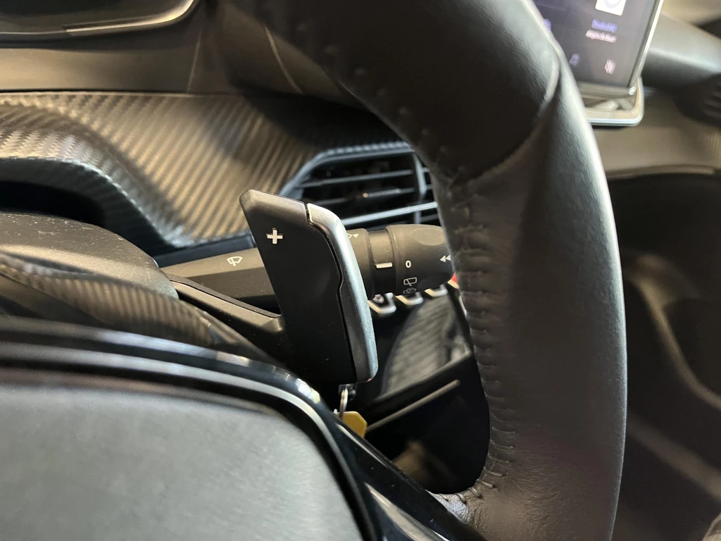 Peugeot 208 – foto 16