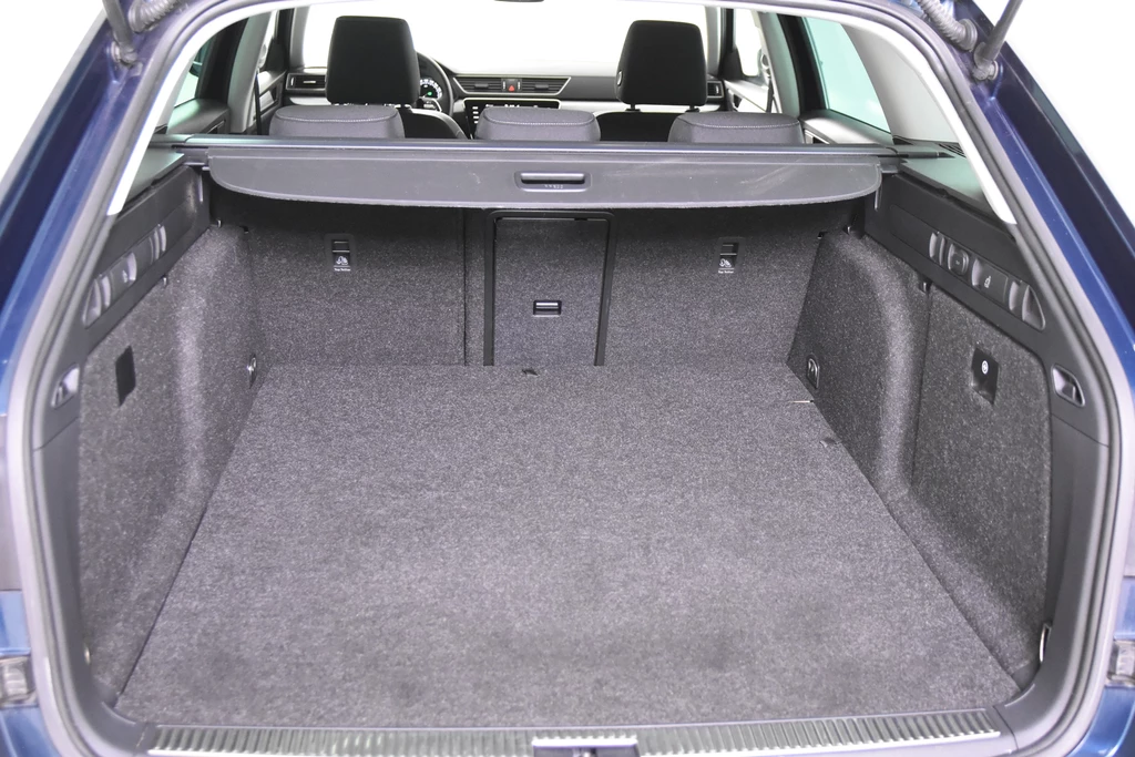 Škoda Superb – foto 30
