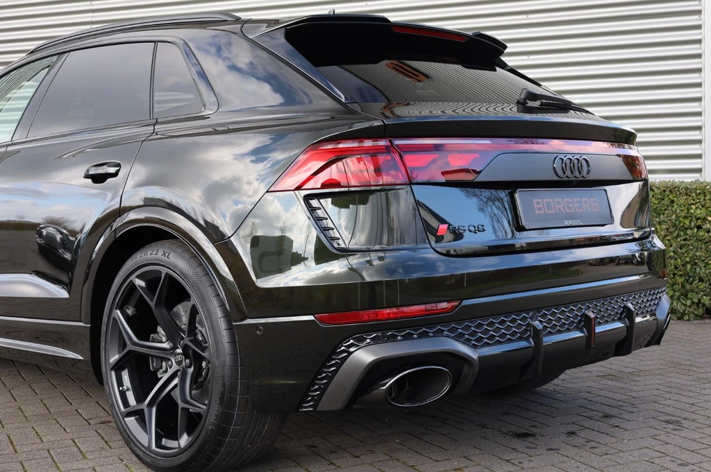 Audi RSQ8 – foto 4