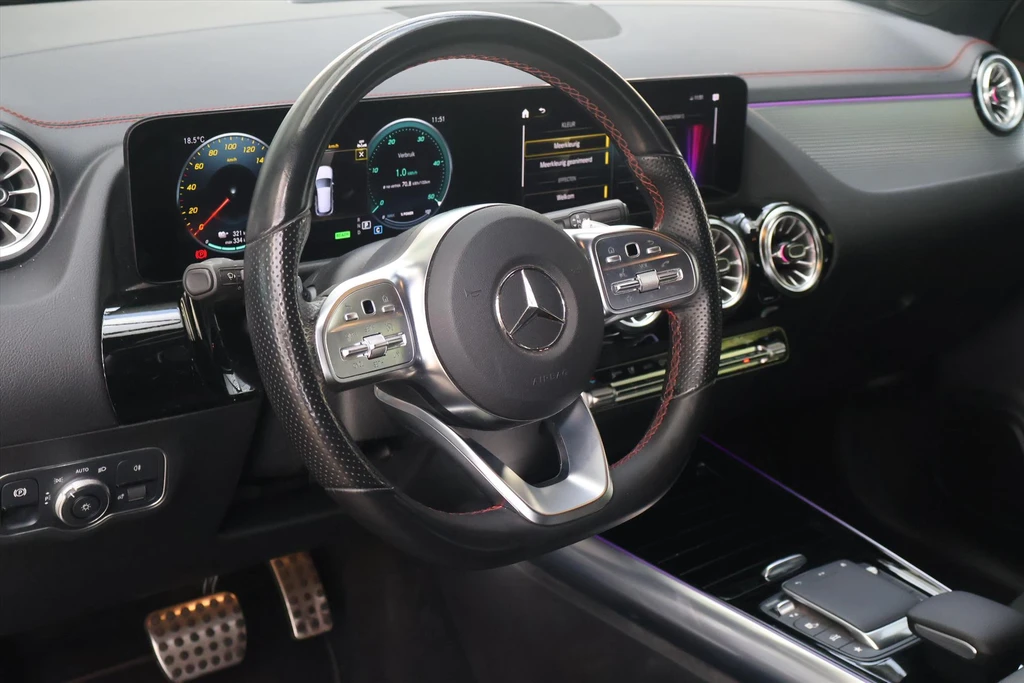 Mercedes-Benz EQA – foto 11