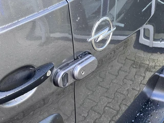 Opel Vivaro – thumbnail 11