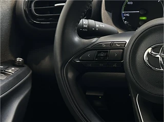 Toyota Yaris – thumbnail 18