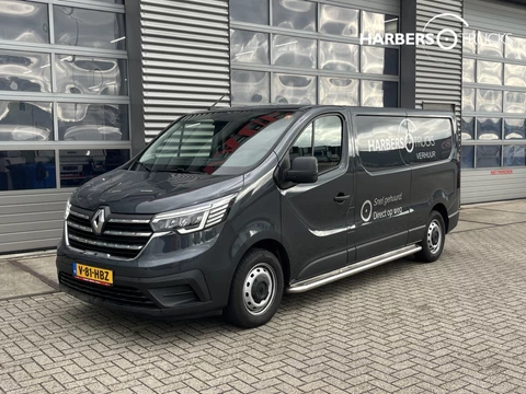Renault Trafic 2.0 dCi 130 L2H1 Red Edition