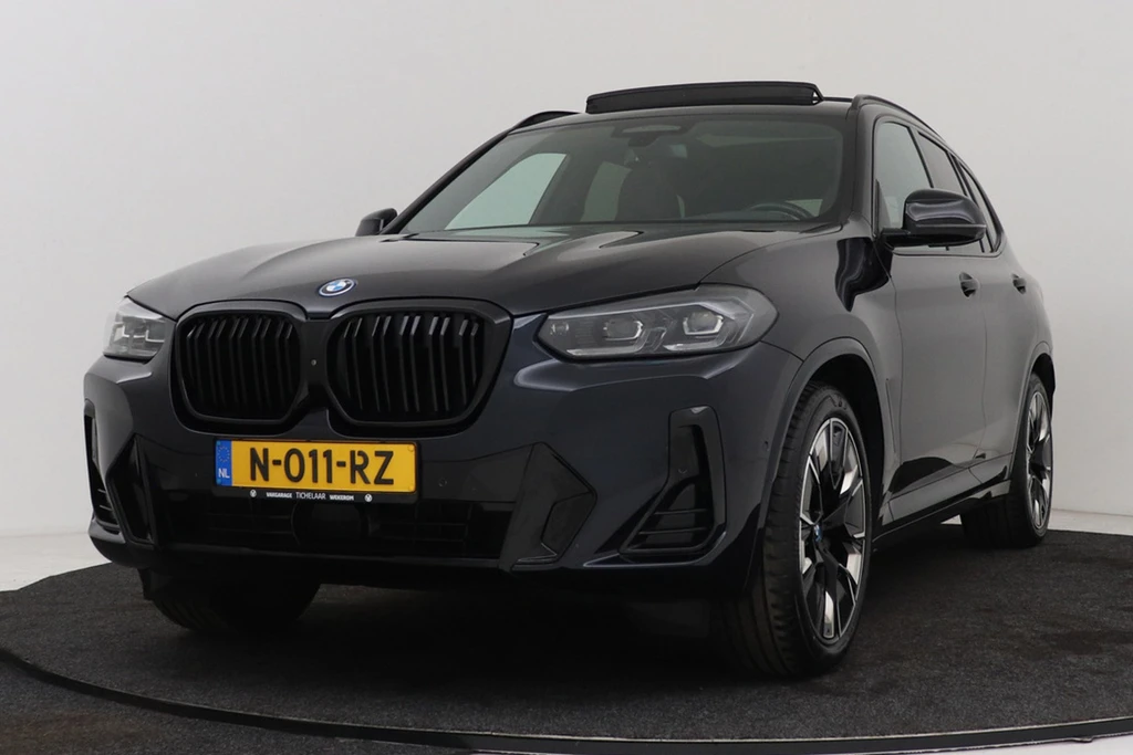 BMW iX3 – foto 3