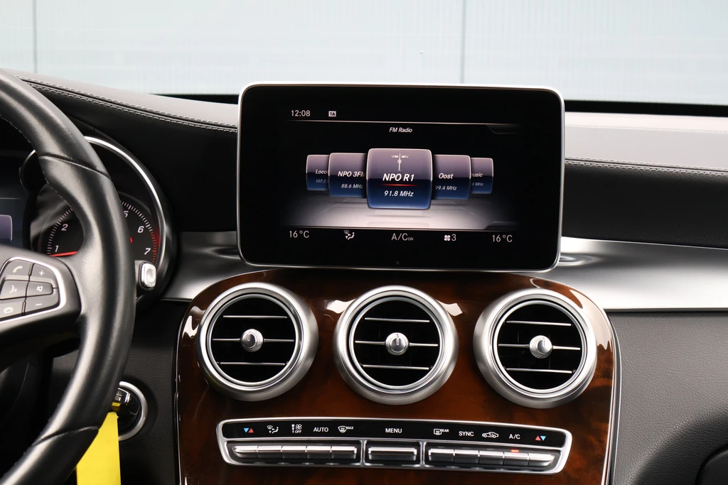 Mercedes-Benz GLC – foto 20