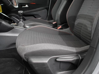 Peugeot 208 – thumbnail 24