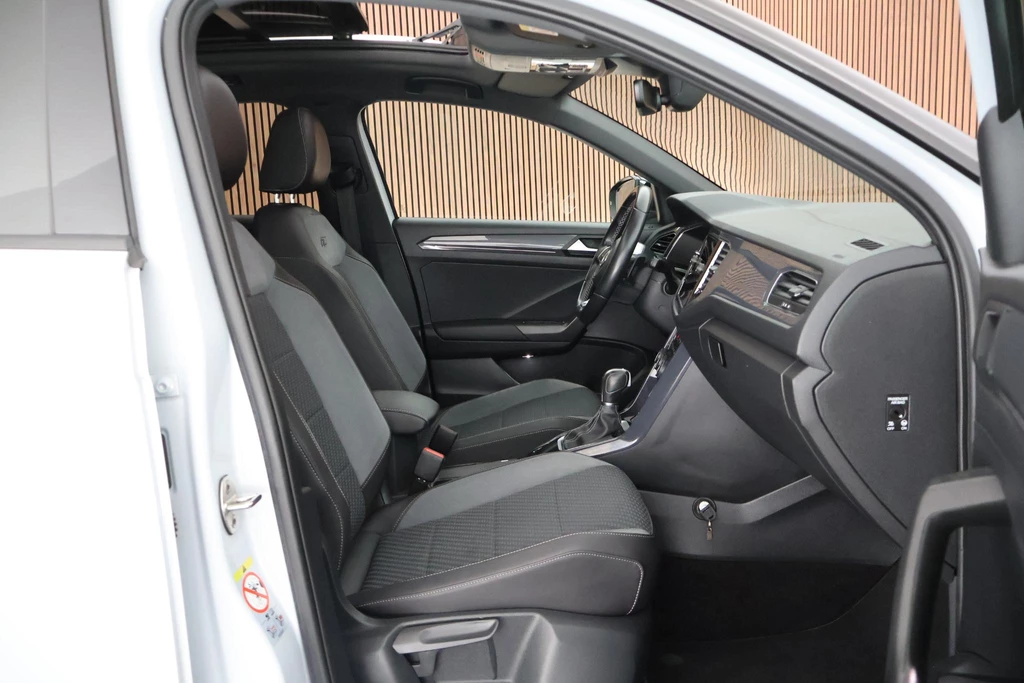 Volkswagen T-Roc – foto 15