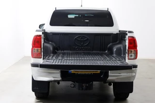 Toyota Hilux – thumbnail 4