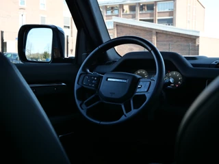 Land Rover Defender – thumbnail 14