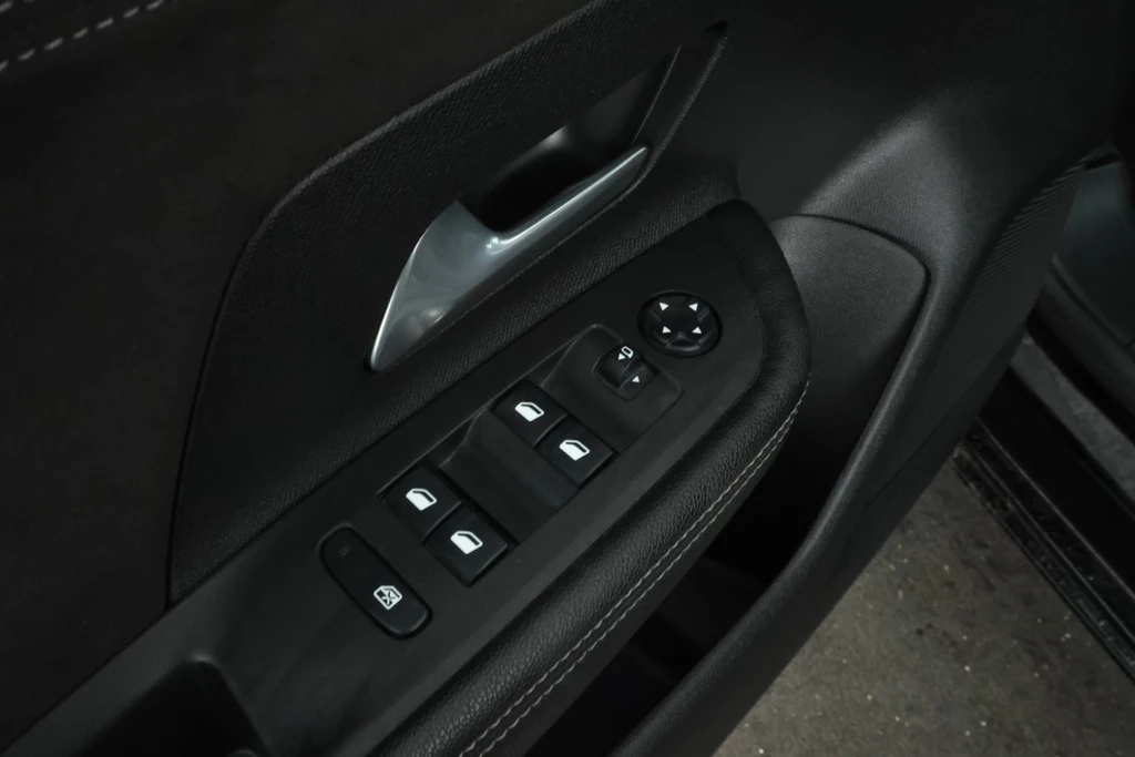 Opel Mokka – foto 12