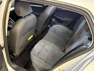 Volkswagen Golf – thumbnail 11