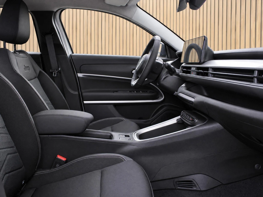 Jeep Avenger – foto 6