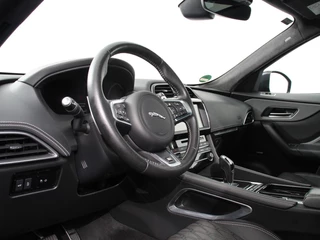Jaguar F-PACE – thumbnail 23