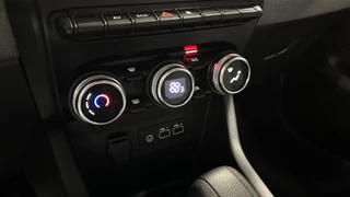 Renault Clio – thumbnail 33