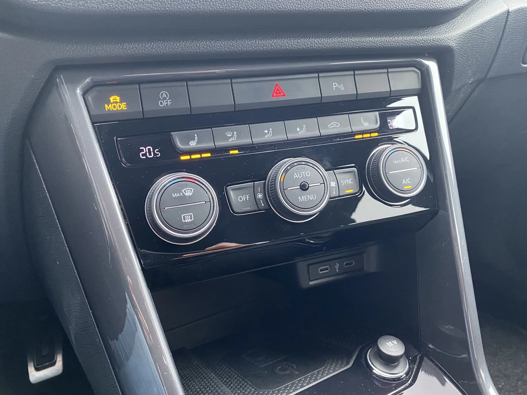 Volkswagen T-Roc – foto 32