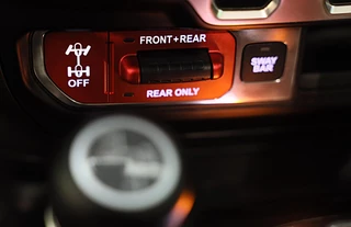 Jeep Wrangler – thumbnail 26
