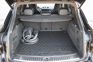 Porsche Cayenne – thumbnail 10
