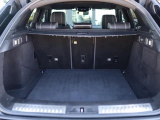 Land Rover Range Rover Velar – thumbnail 26