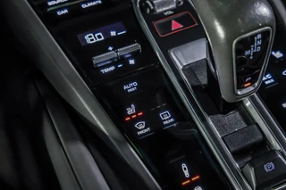 Porsche Cayenne – thumbnail 52