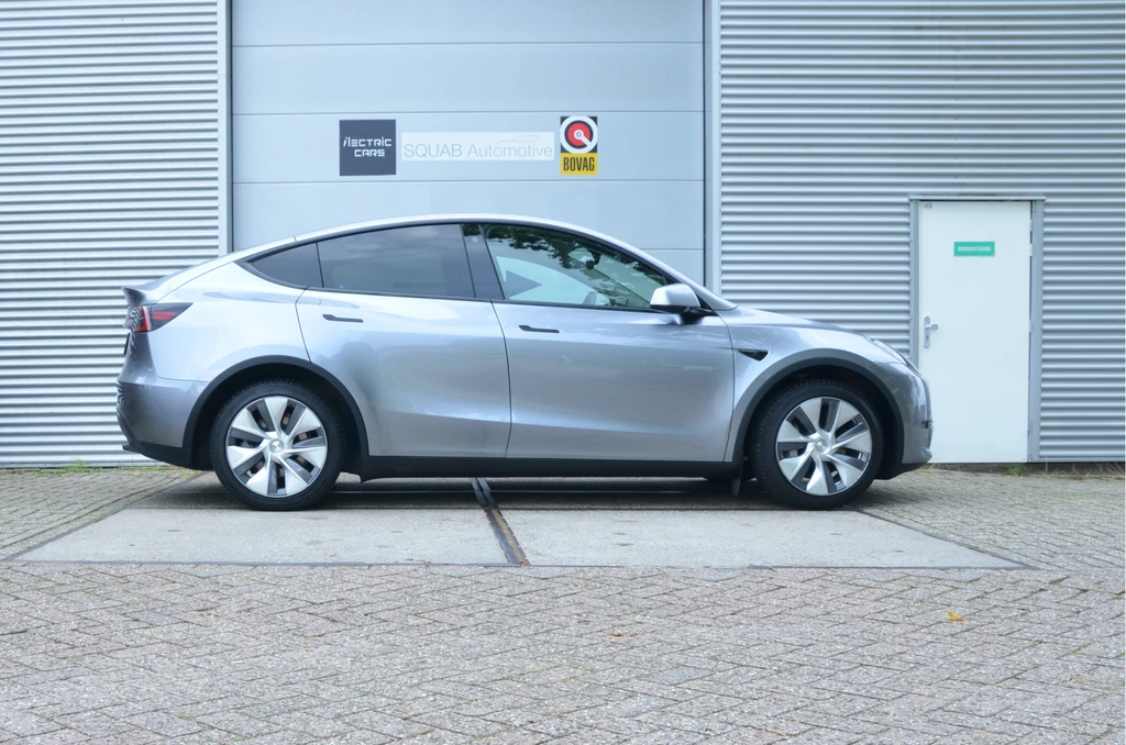 Tesla Model Y – foto 4