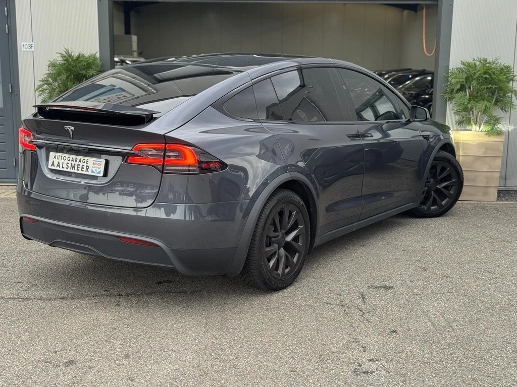 Tesla Model X – foto 6