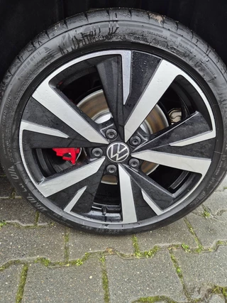 Volkswagen Golf – thumbnail 42