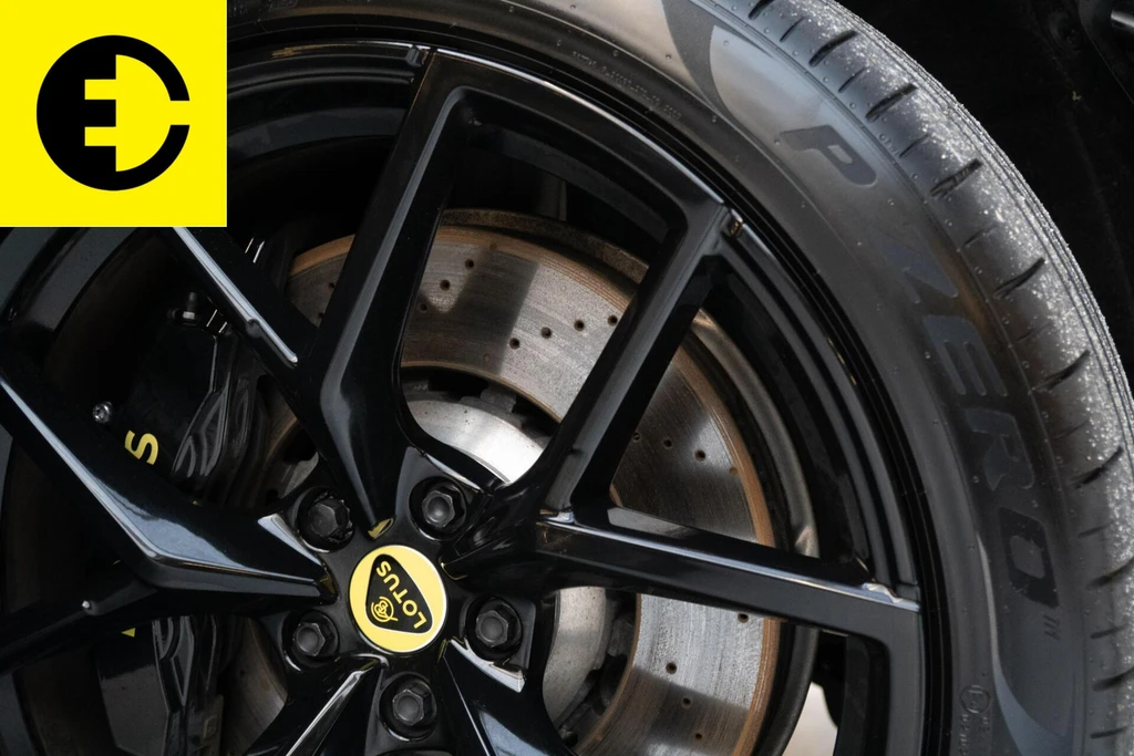 Lotus Eletre – foto 20