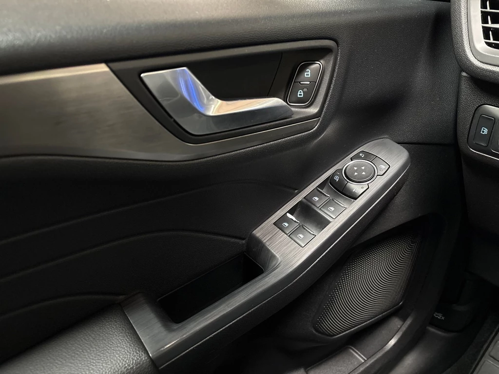 Ford Kuga – foto 19
