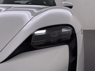 Porsche Taycan – thumbnail 30
