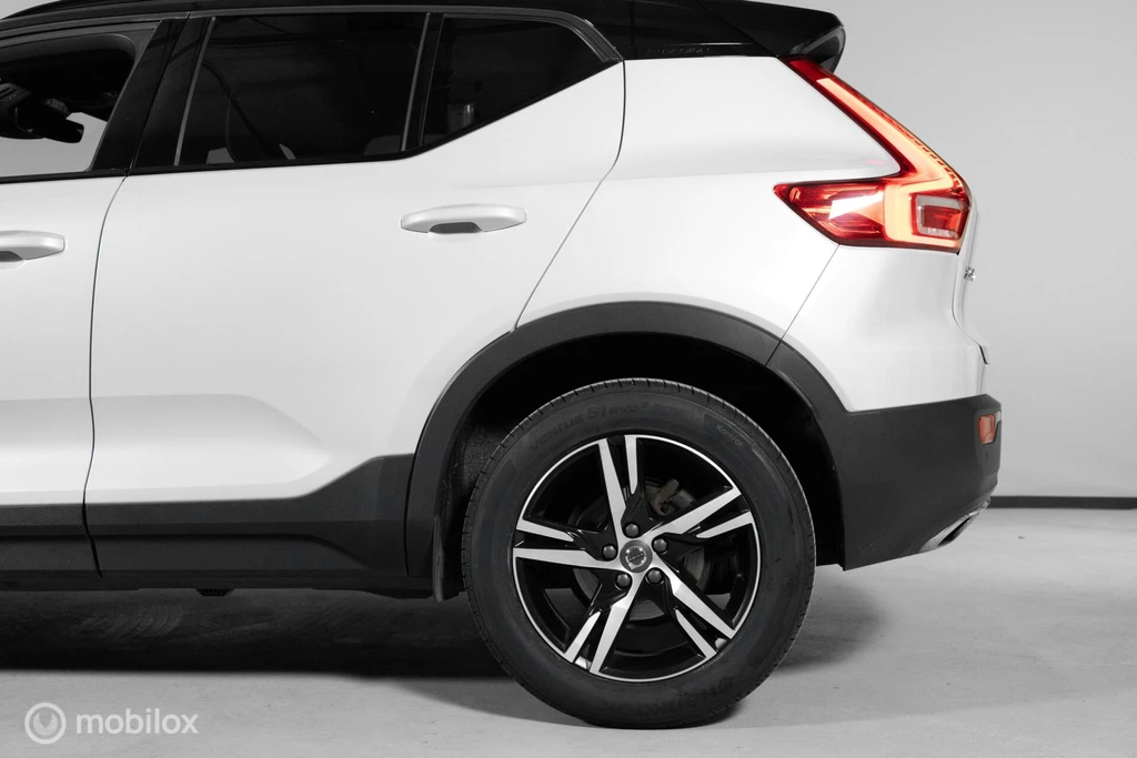 Volvo XC40 – foto 8
