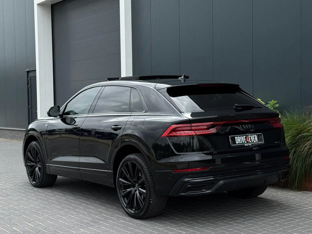 Audi Q8 – foto 7