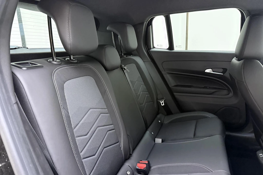 Jeep Avenger – foto 16