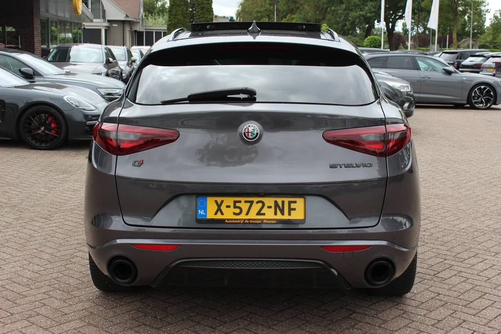 Alfa Romeo Stelvio – foto 4
