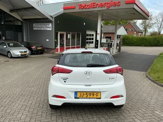 Hyundai i20 – thumbnail 4