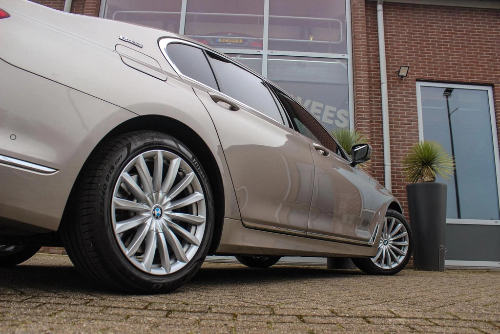BMW 7 Serie – foto 56