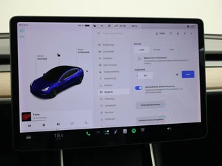 Tesla Model 3 – thumbnail 31