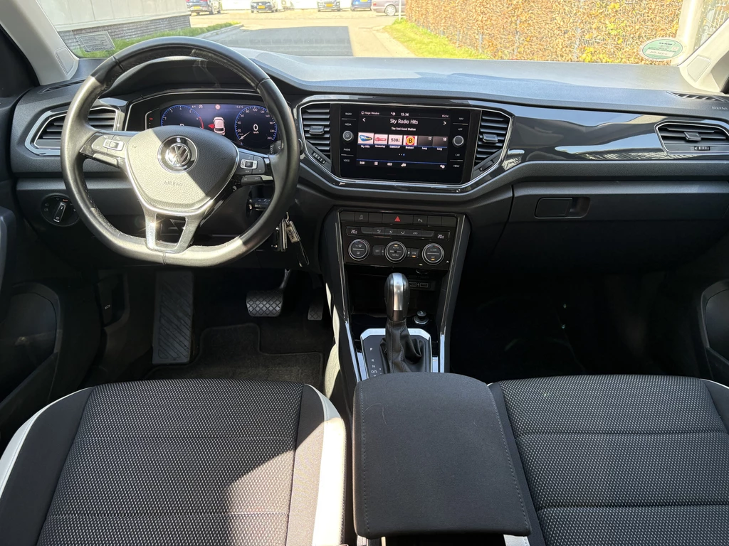Volkswagen T-Roc – foto 10