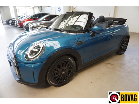 MINI Cooper Cabrio 1.5 Resolute Edition. Navi Leder Camera DAB. Incl. afleverbeurt en 12 mnd Bovag garantie