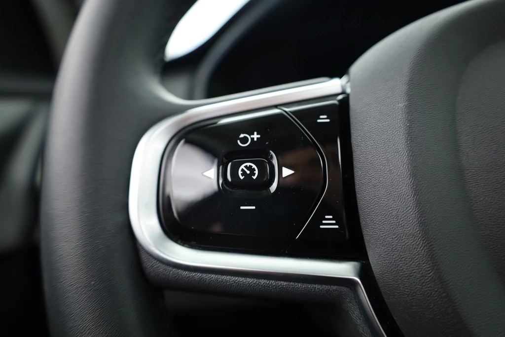 Volvo XC90 – foto 17