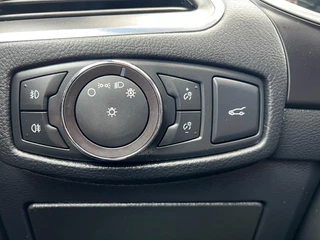 Ford S-Max – thumbnail 23