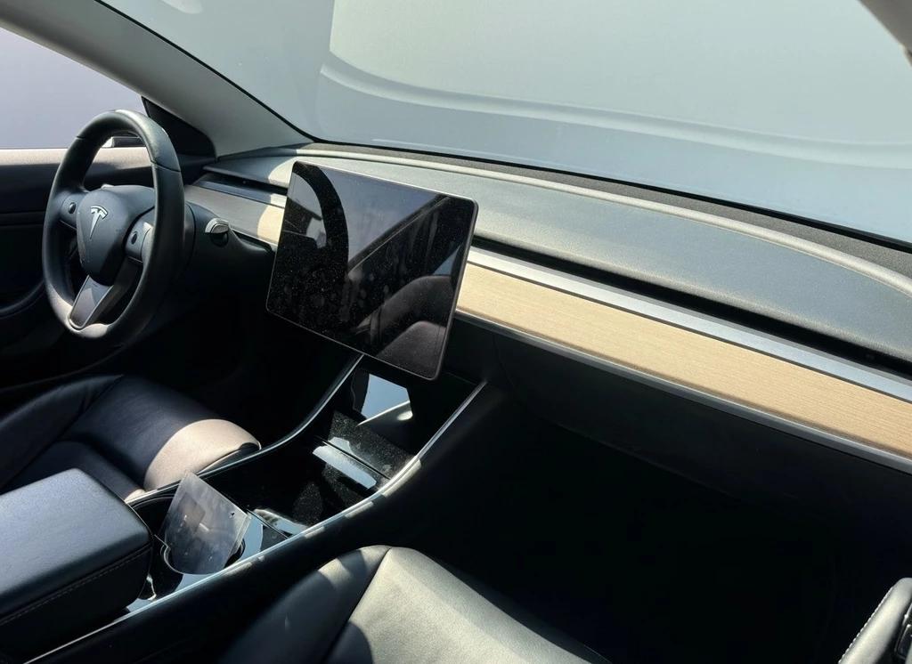 Tesla Model 3 – foto 13