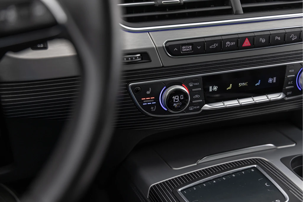 Audi Q7 – foto 35