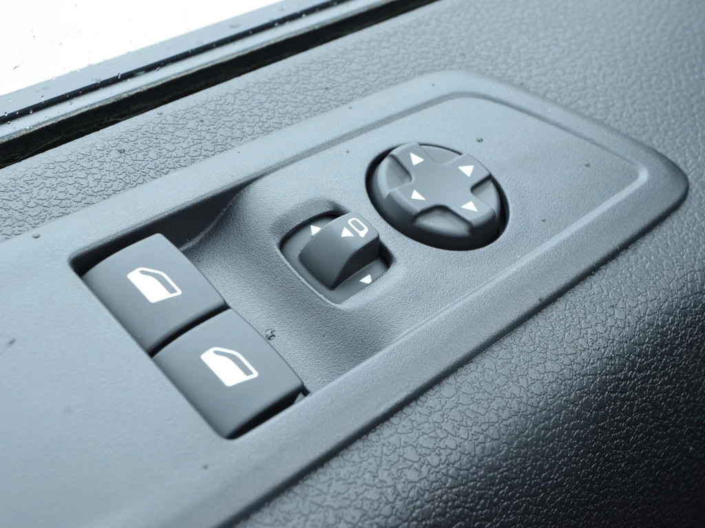 Opel Vivaro – foto 20