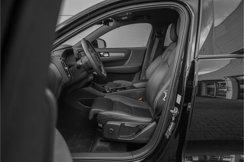 Volvo XC40 – foto 11